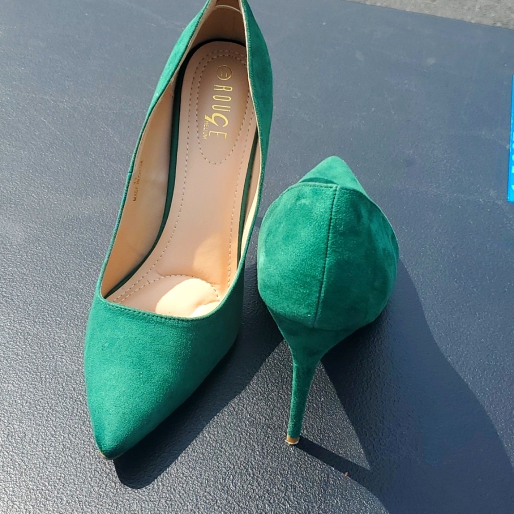 SHOES